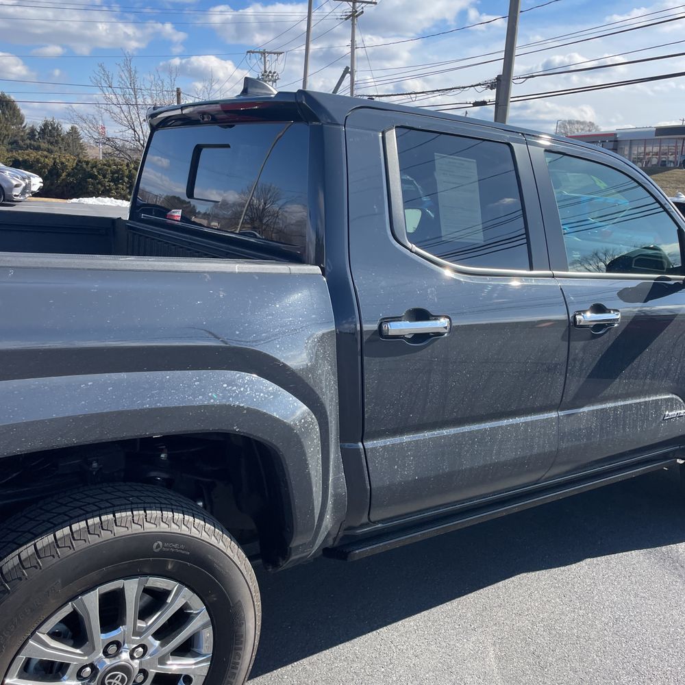 2024 Toyota Tacoma Limited HV