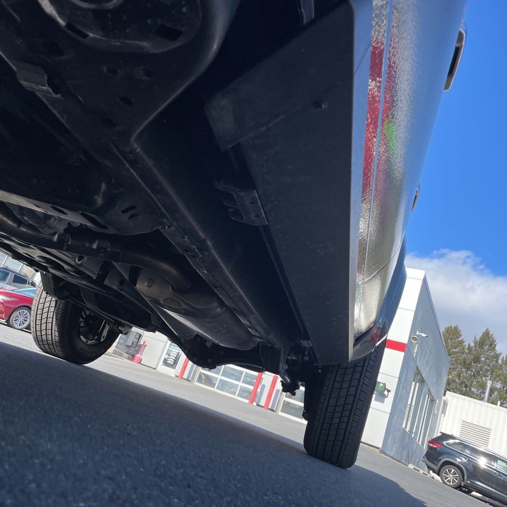 2024 Toyota Tacoma Limited HV