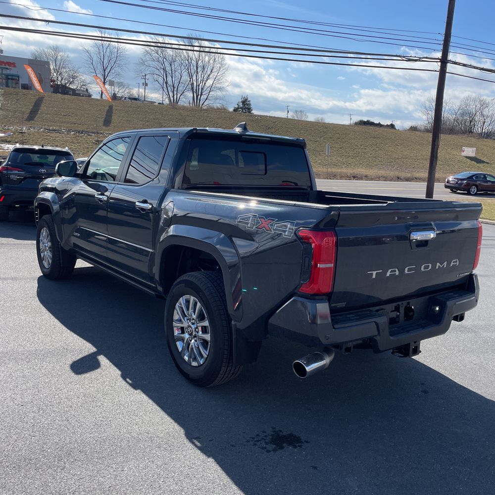 2024 Toyota Tacoma Limited HV