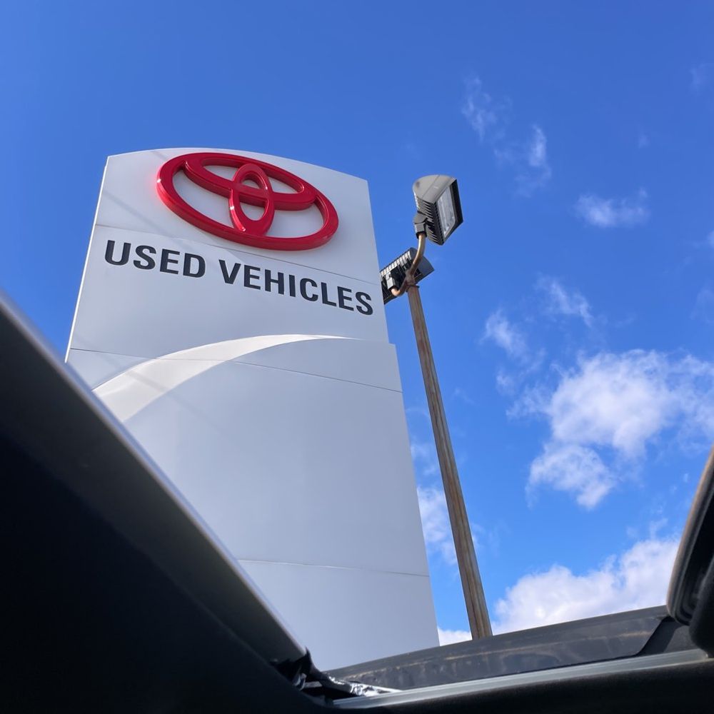 2024 Toyota Tacoma Limited HV