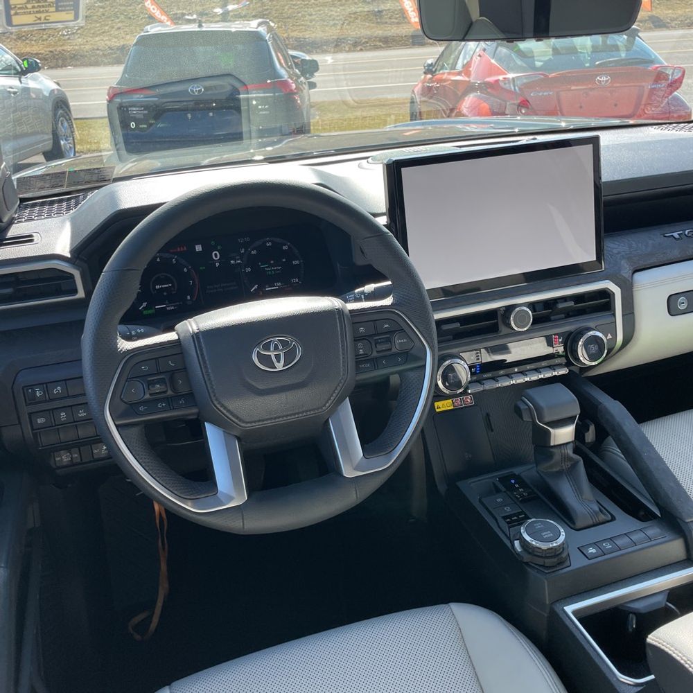 2024 Toyota Tacoma Limited HV