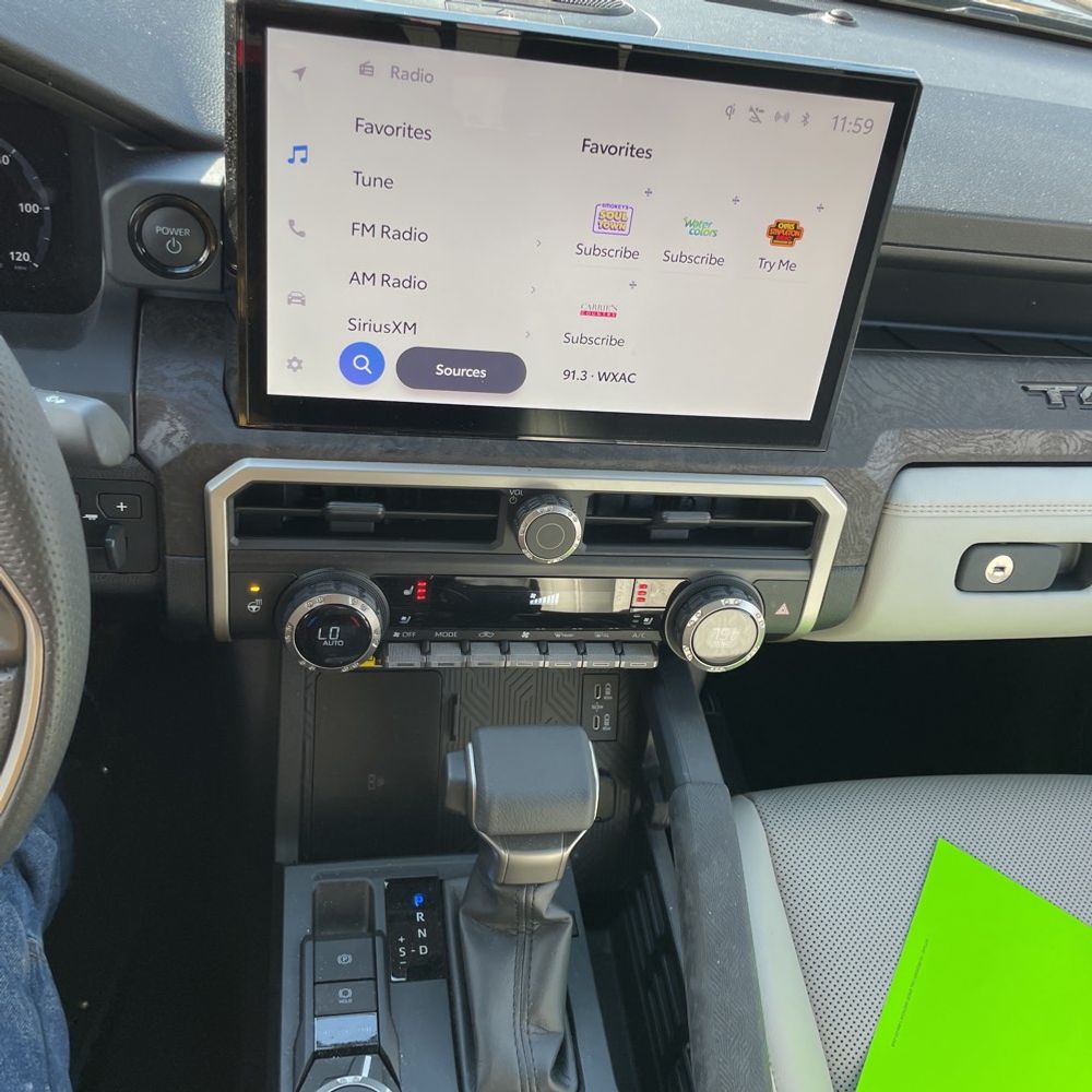 2024 Toyota Tacoma Limited HV