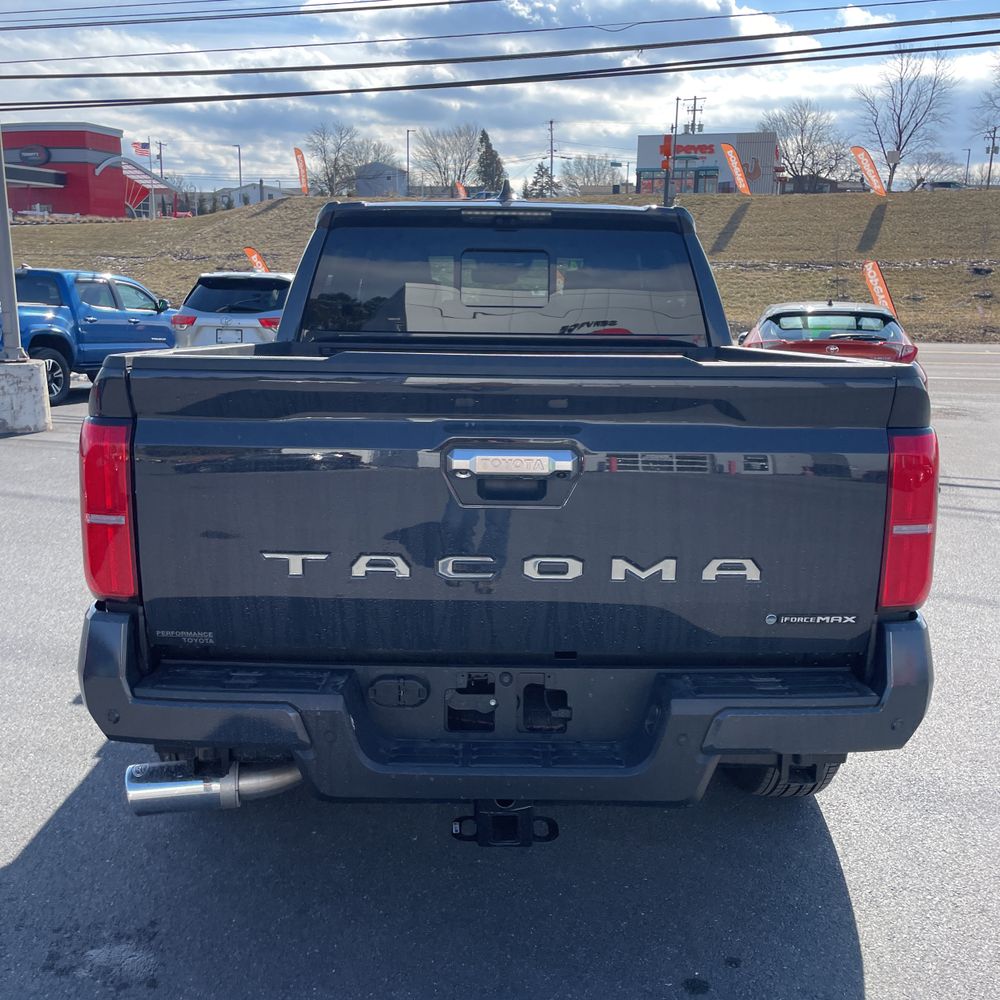 2024 Toyota Tacoma Limited HV