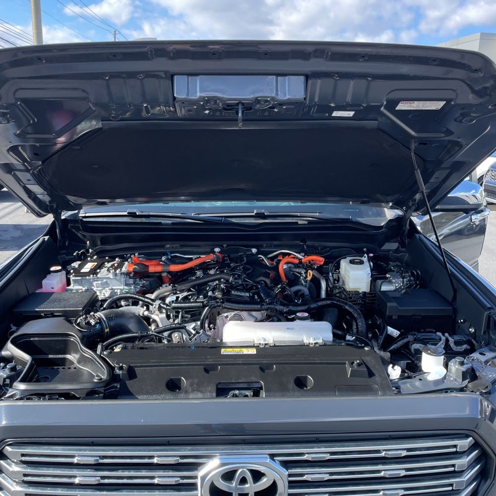 2024 Toyota Tacoma Limited HV