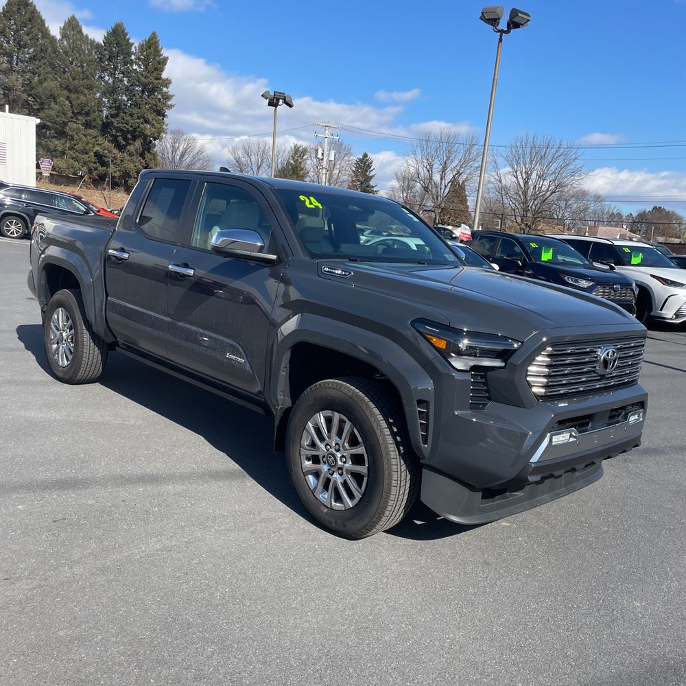 2024 Toyota Tacoma Limited HV