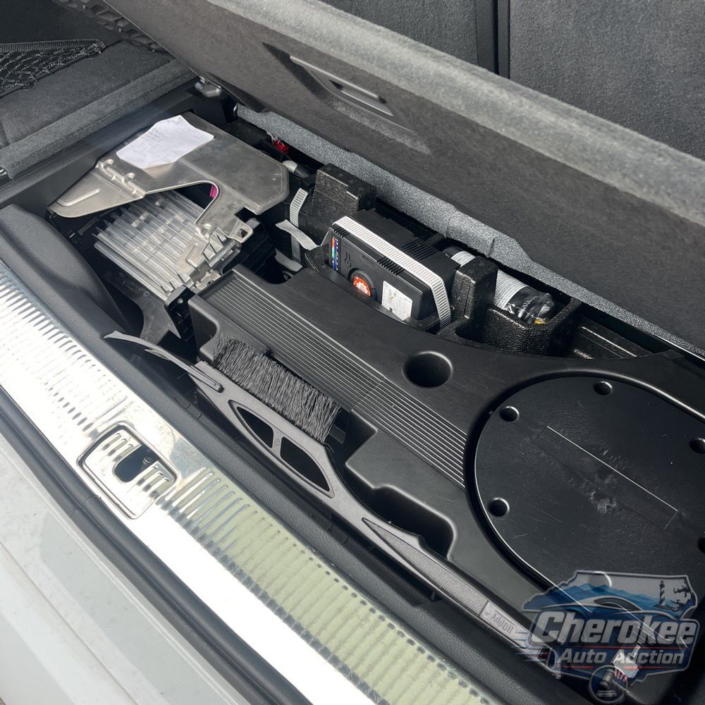 2023 Audi SQ7 Premium Plus