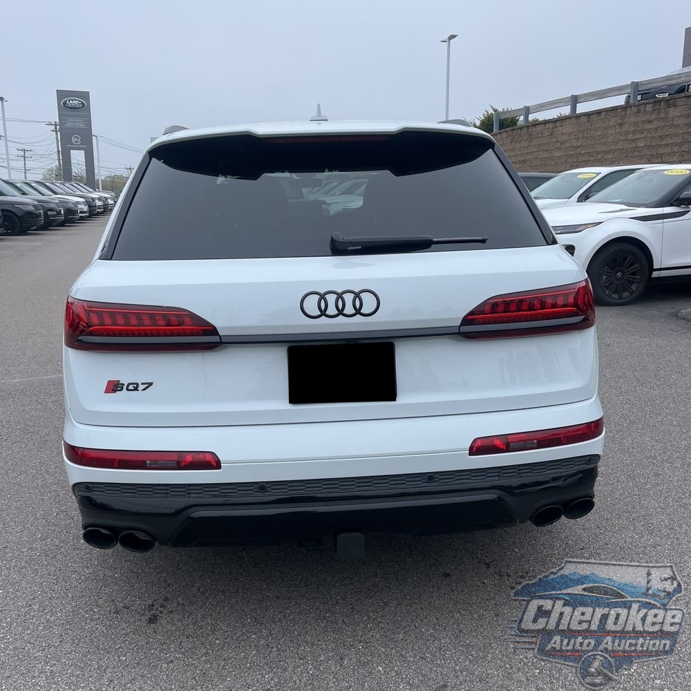 2023 Audi SQ7 Premium Plus