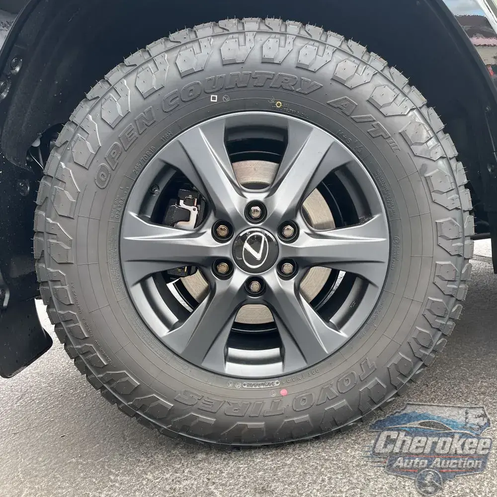 2025 Lexus LX 700h Overtrail