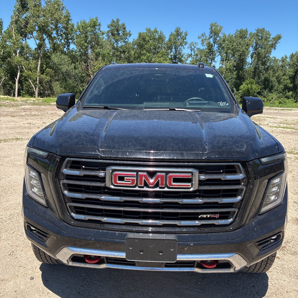 2025 GMC Yukon AT4