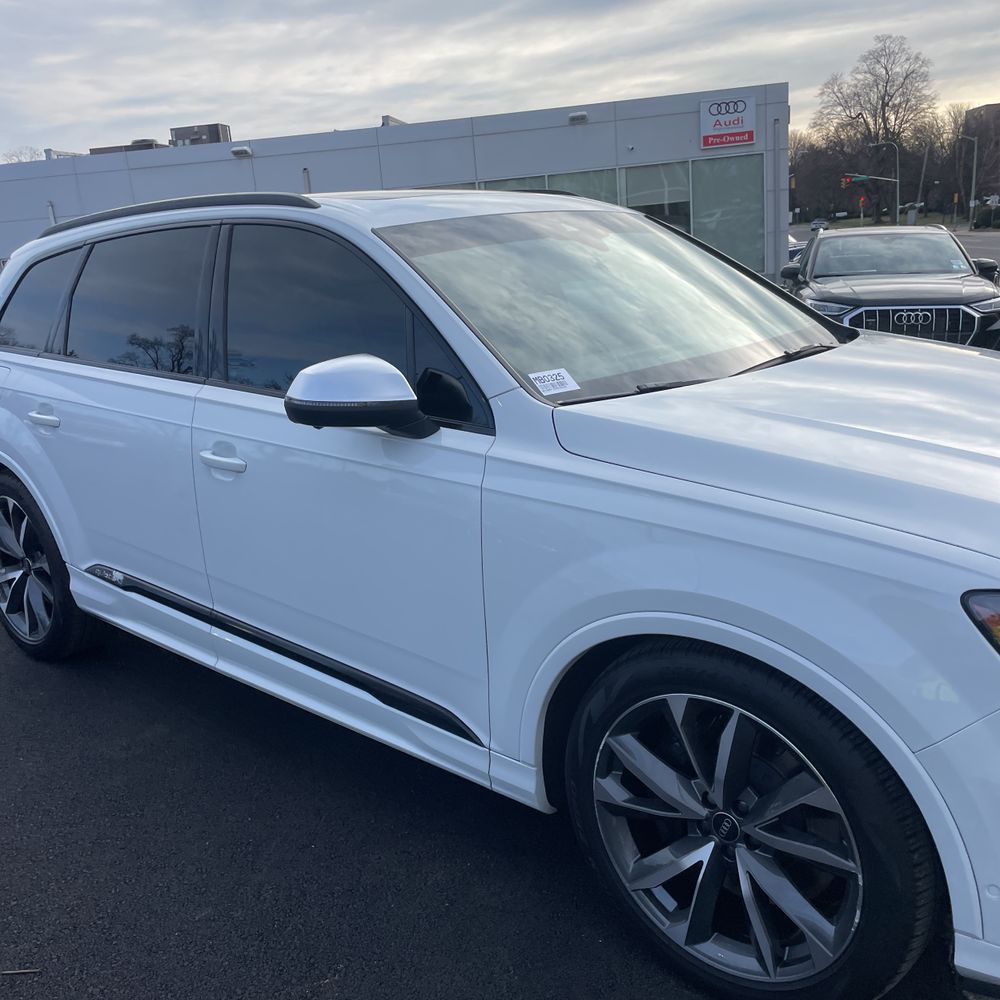 2021 Audi SQ7 Premium Plus
