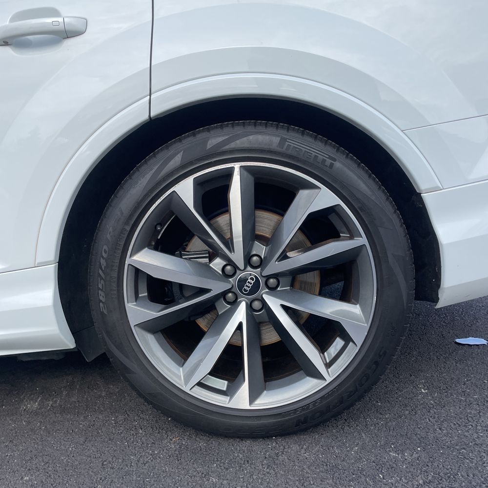2021 Audi SQ7 Premium Plus