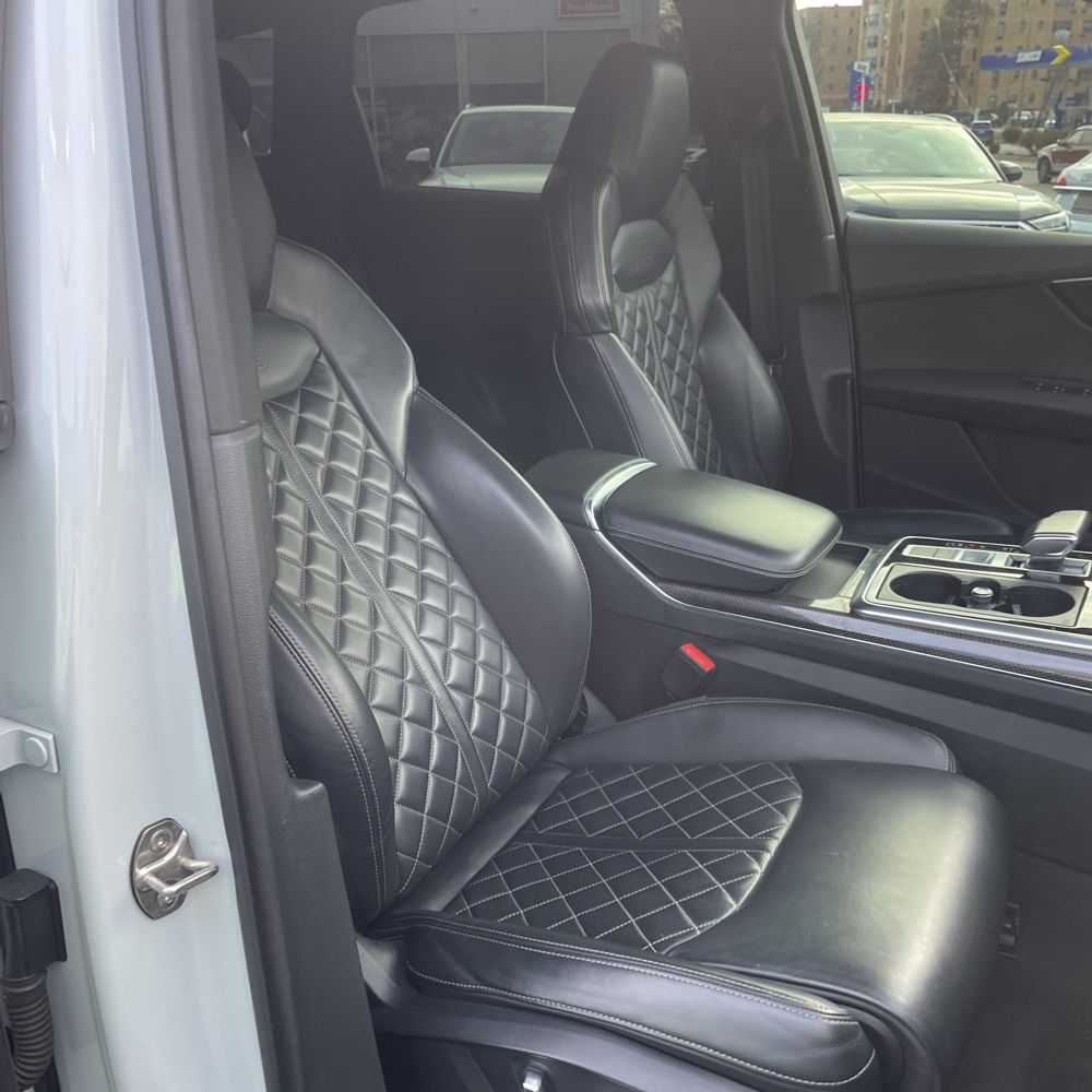 2021 Audi SQ7 Premium Plus
