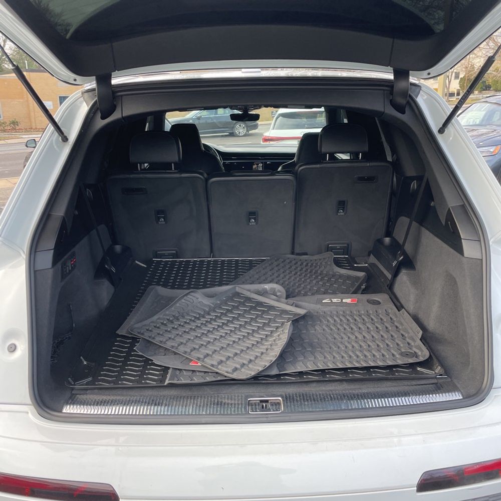 2021 Audi SQ7 Premium Plus