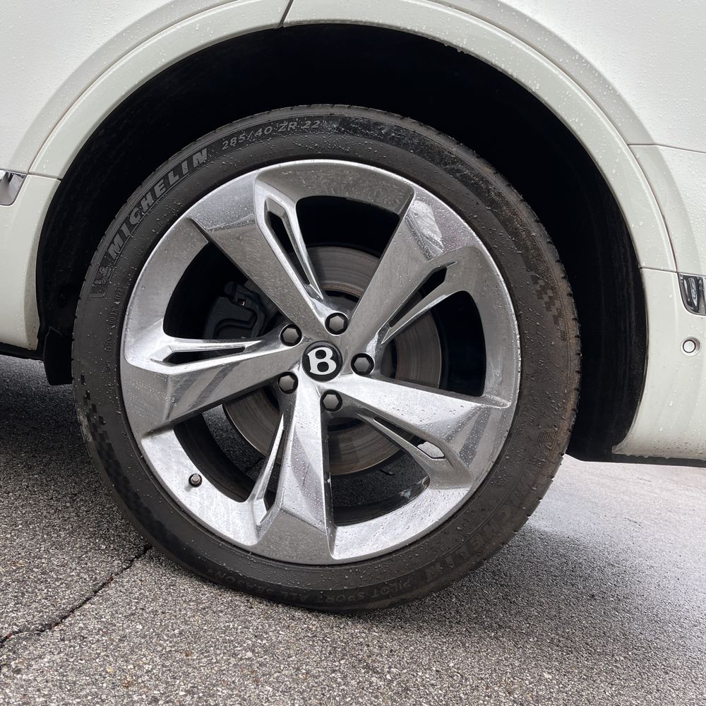 2019 Bentley Bentayga Base