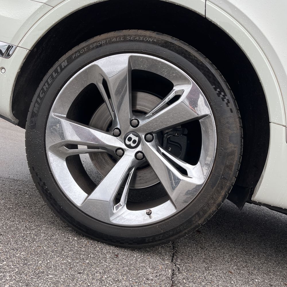 2019 Bentley Bentayga Base