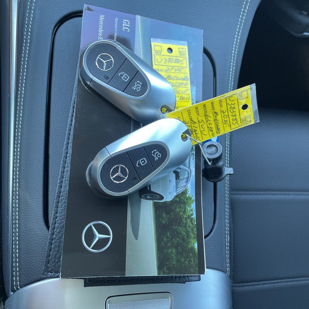 2025 Mercedes-Benz GLC GLC 300 4MATIC