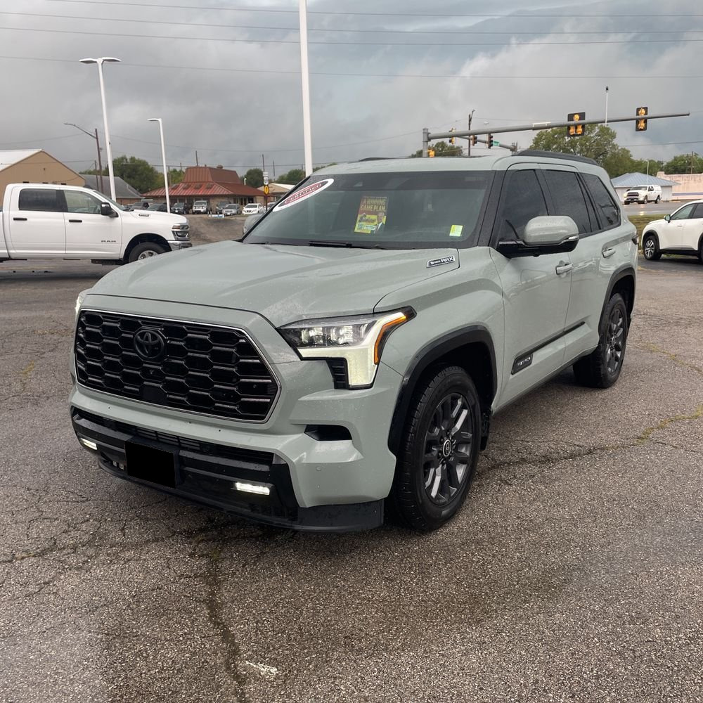 2024 Toyota Sequoia Platinum
