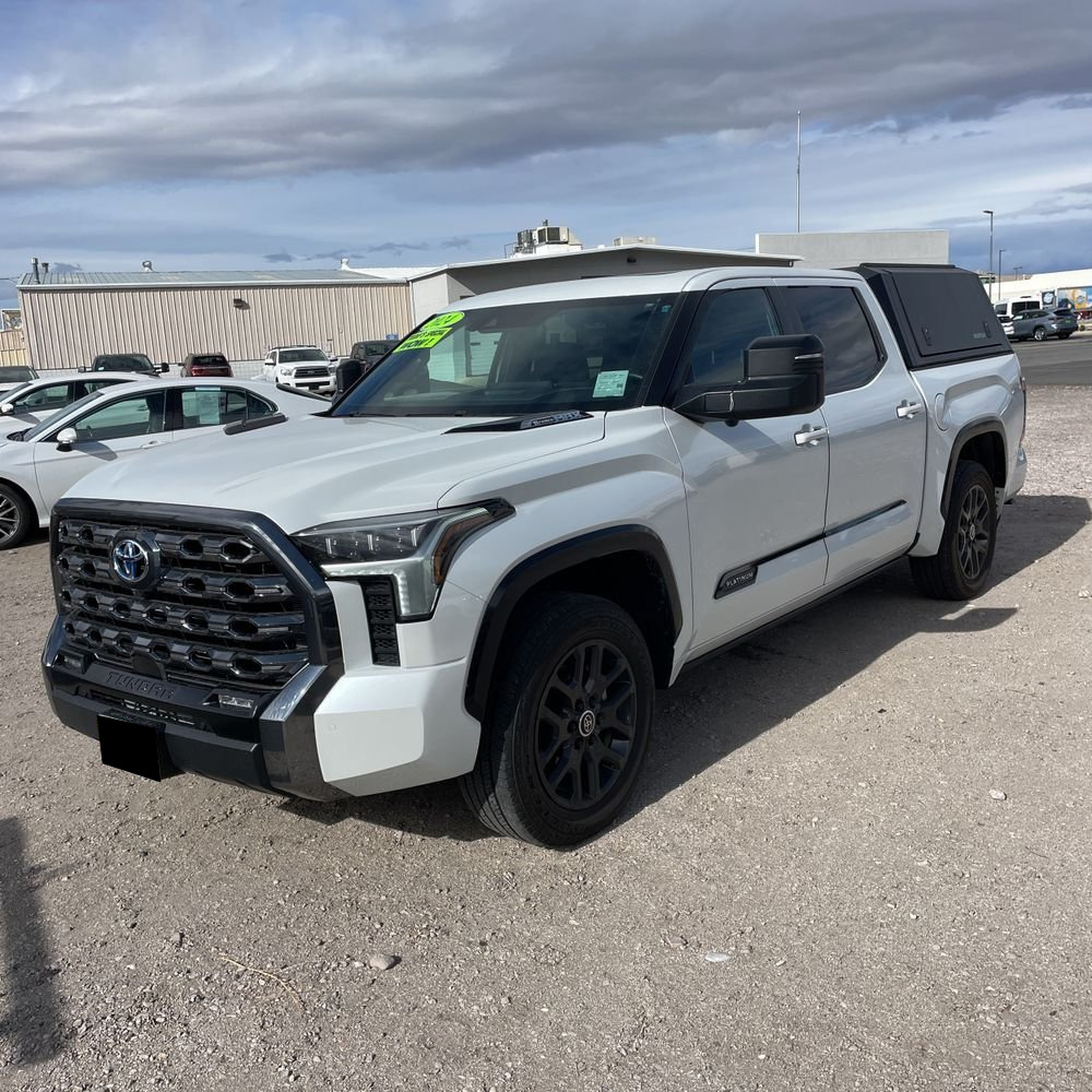 2024 Toyota Tundra Platinum HV