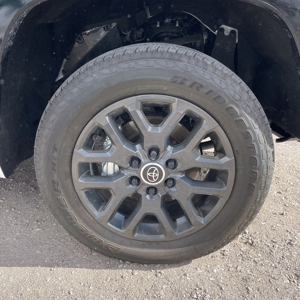 2024 Toyota Tundra Platinum HV