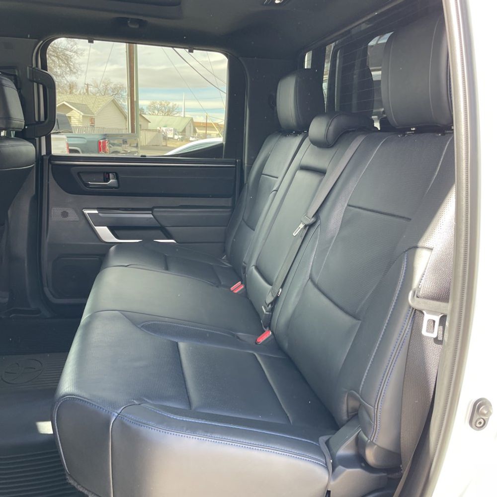 2024 Toyota Tundra Platinum HV