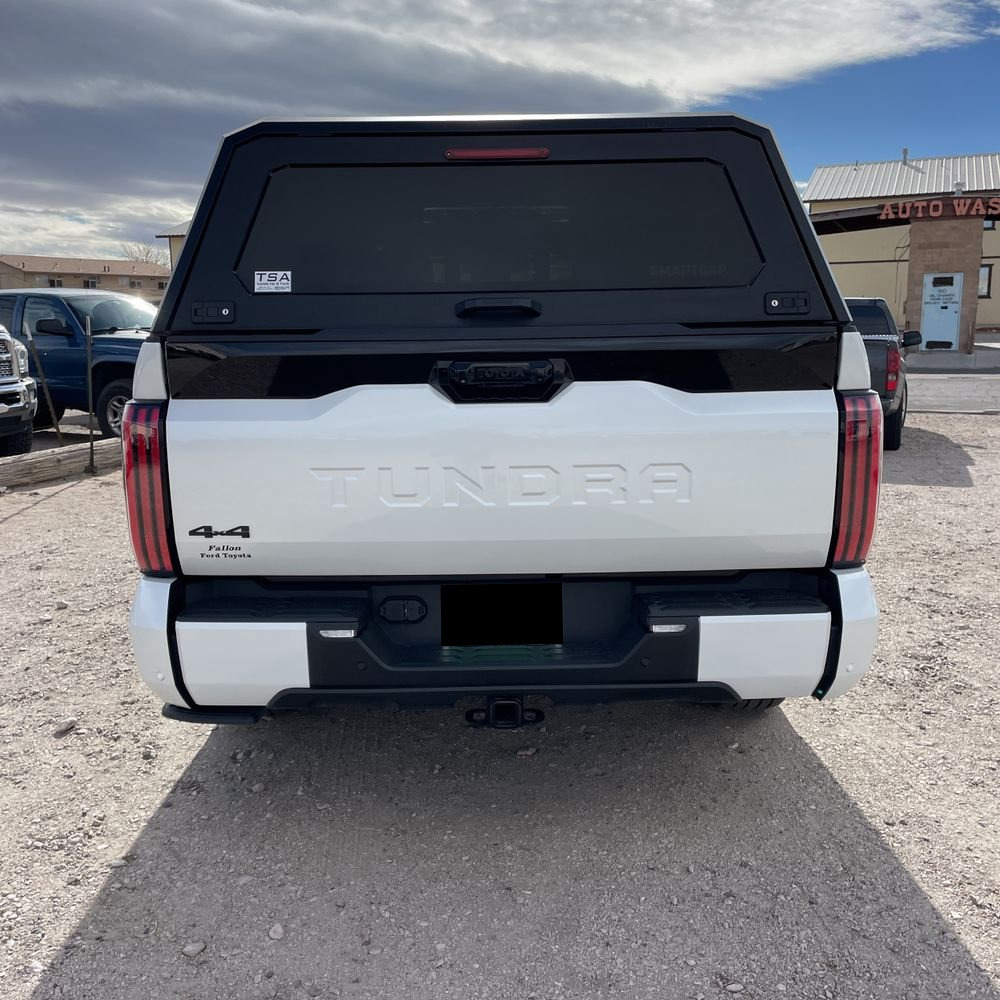 2024 Toyota Tundra Platinum HV
