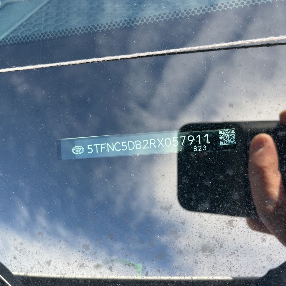 2024 Toyota Tundra Platinum HV