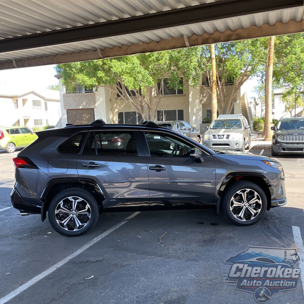 2025 Toyota RAV4 Plug-in Hybrid XSE