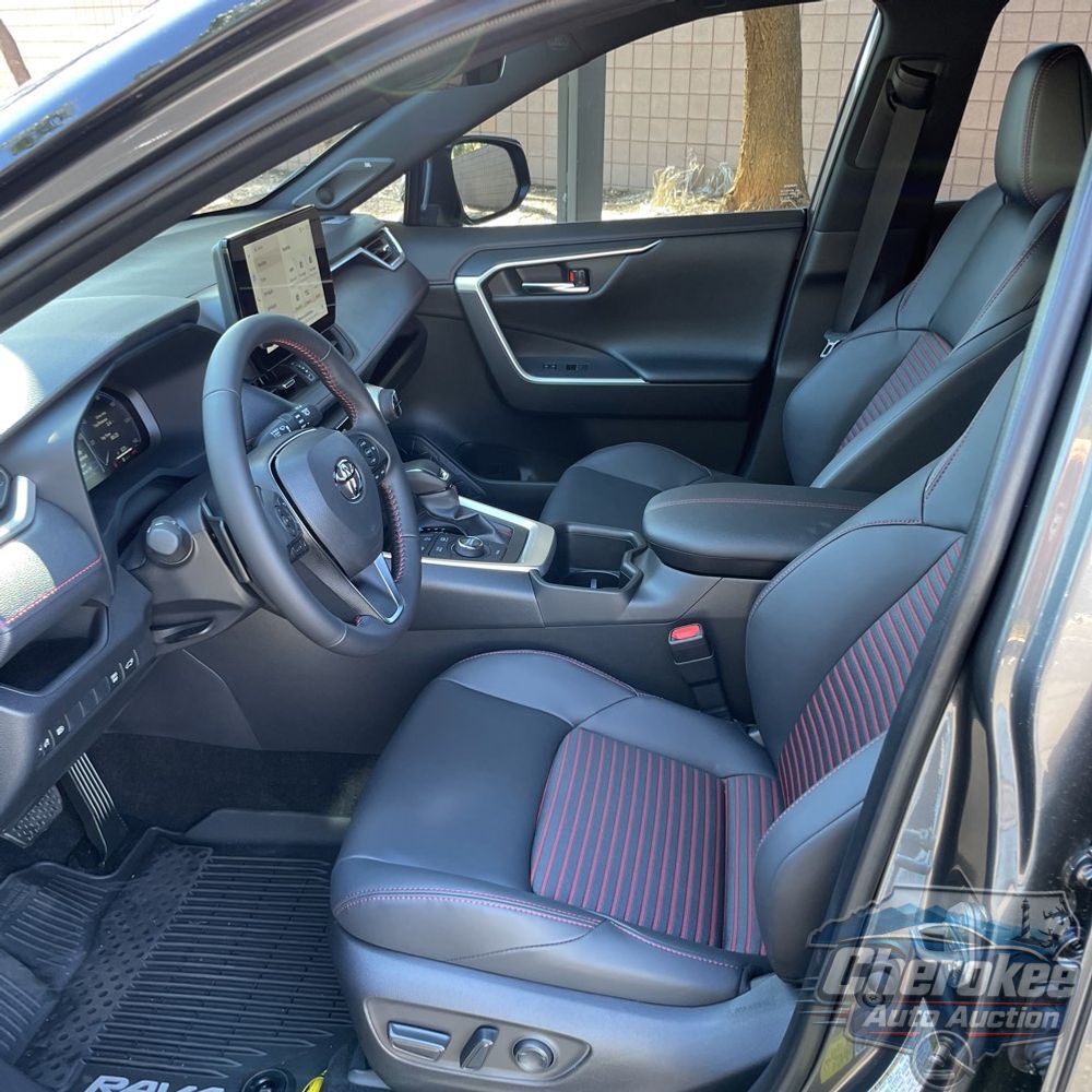 2025 Toyota RAV4 Plug-in Hybrid XSE