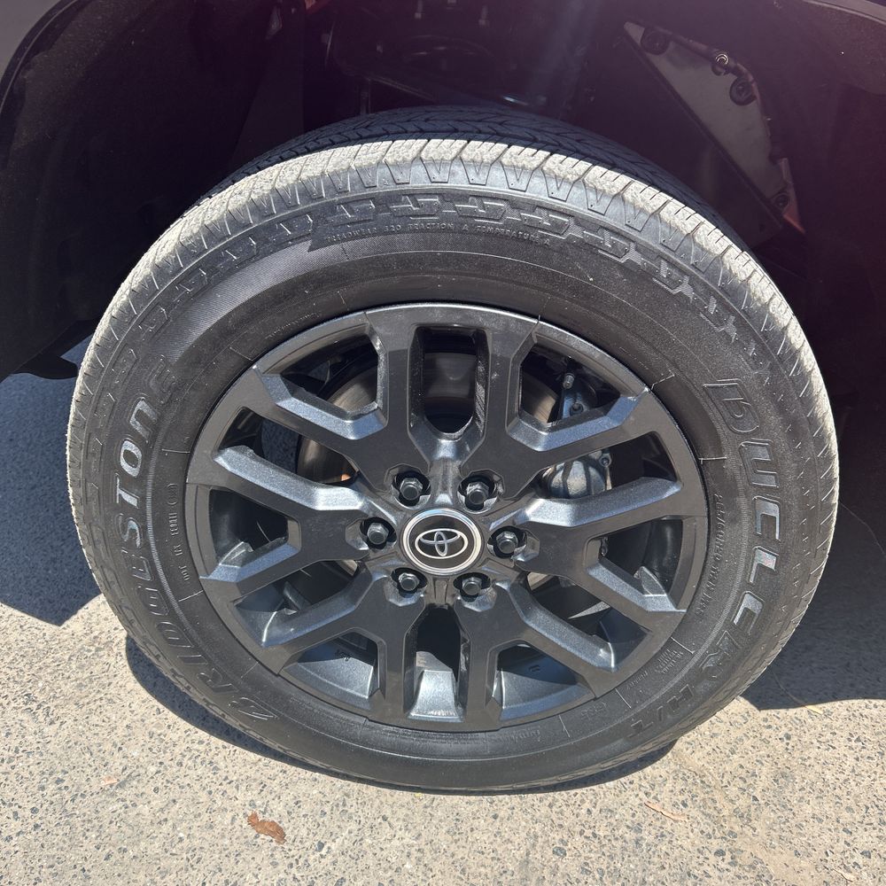 2024 Toyota Tundra Platinum HV