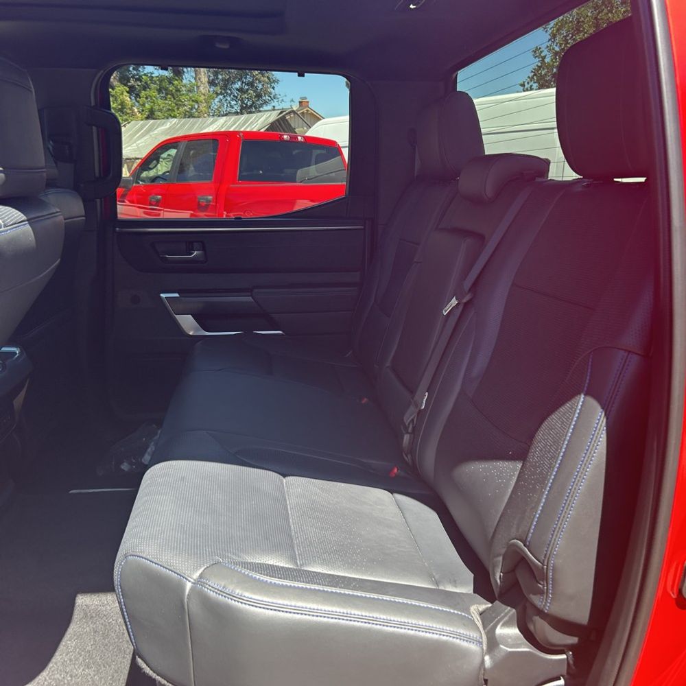 2024 Toyota Tundra Platinum HV