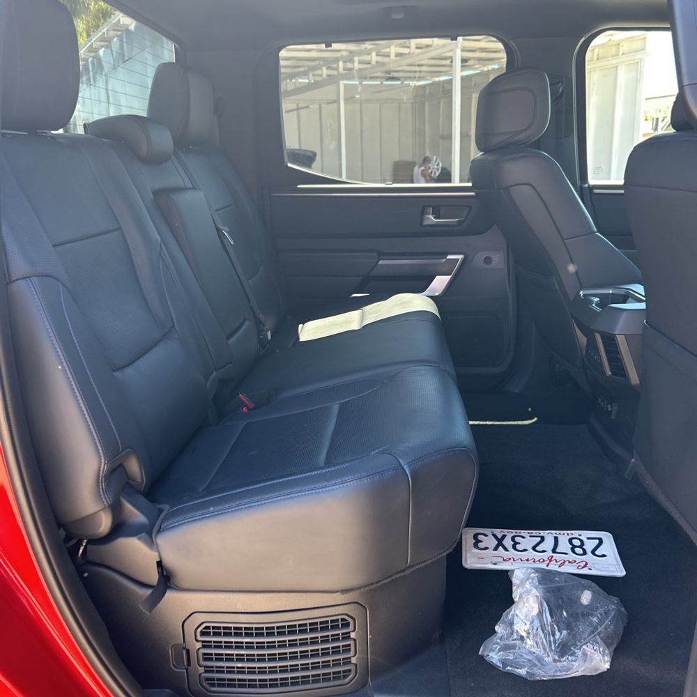 2024 Toyota Tundra Platinum HV
