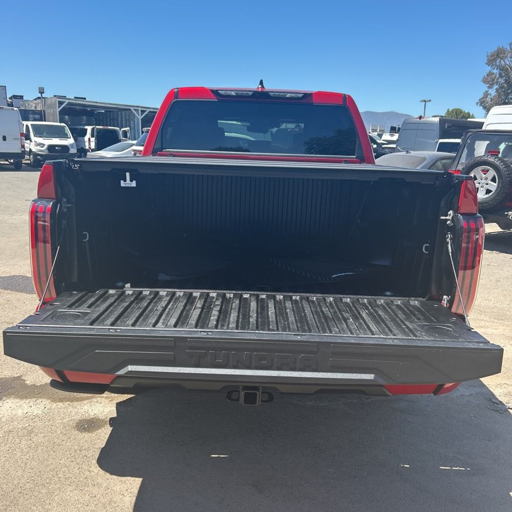 2024 Toyota Tundra Platinum HV