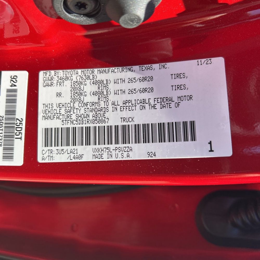 2024 Toyota Tundra Platinum HV