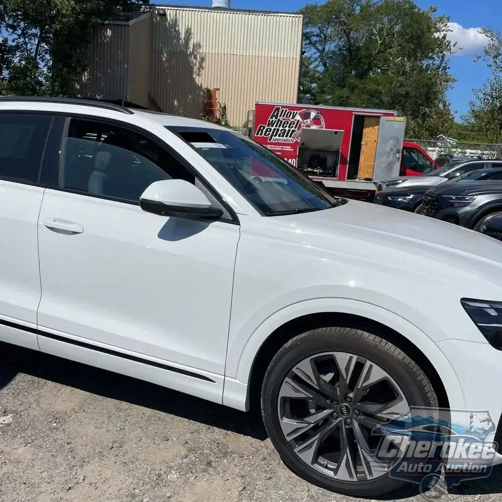 2025 Audi Q8 Premium 55