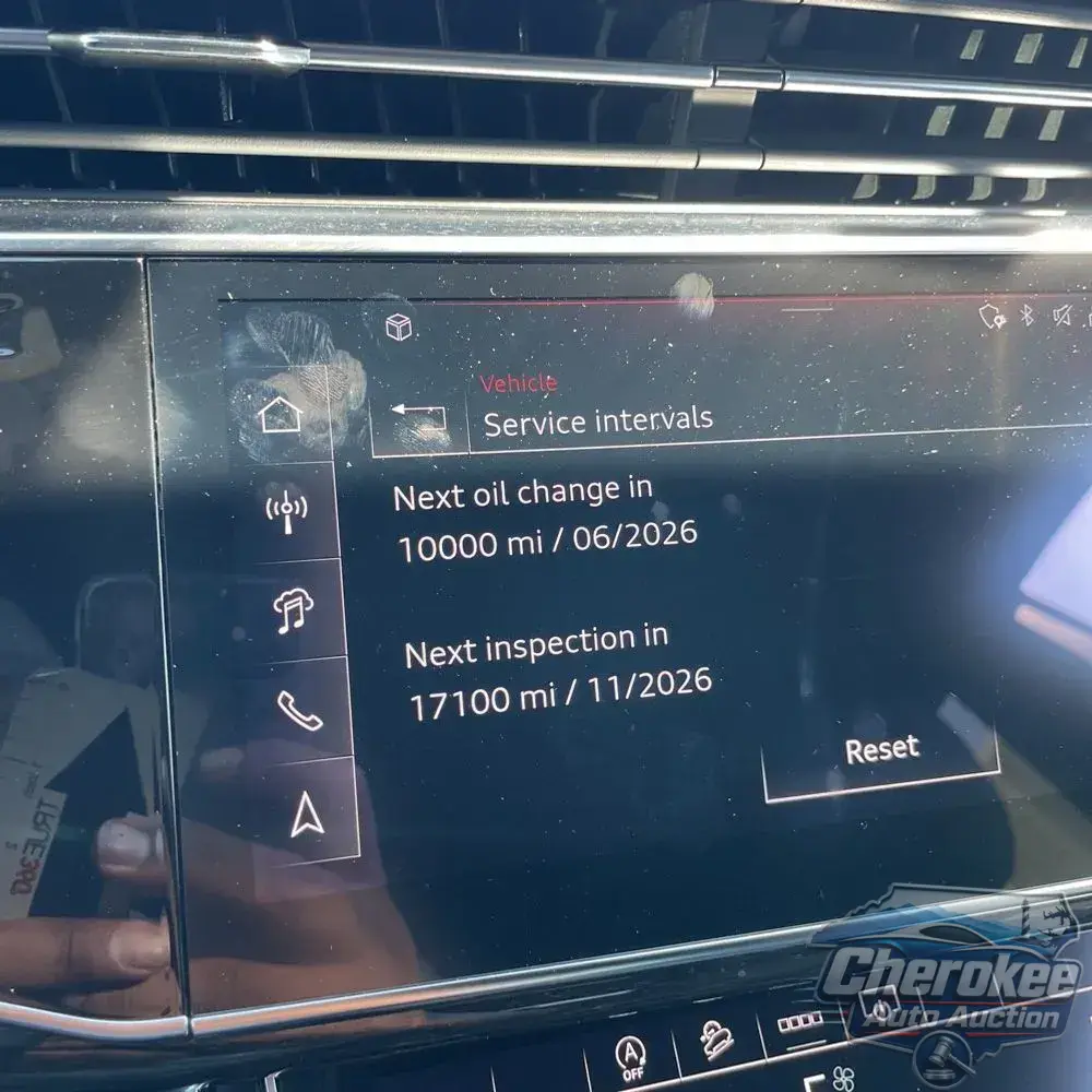 2025 Audi Q8 Premium 55
