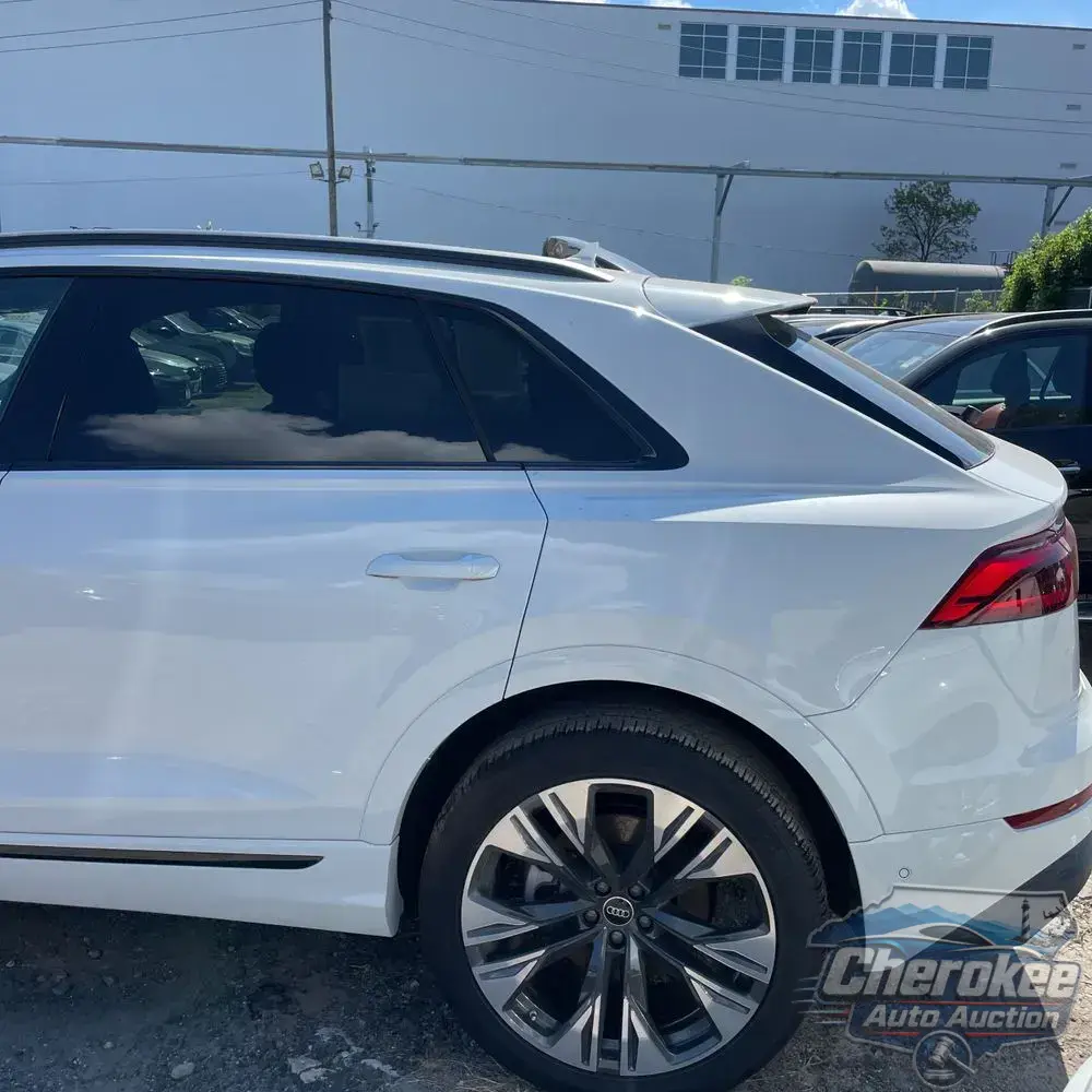 2025 Audi Q8 Premium 55