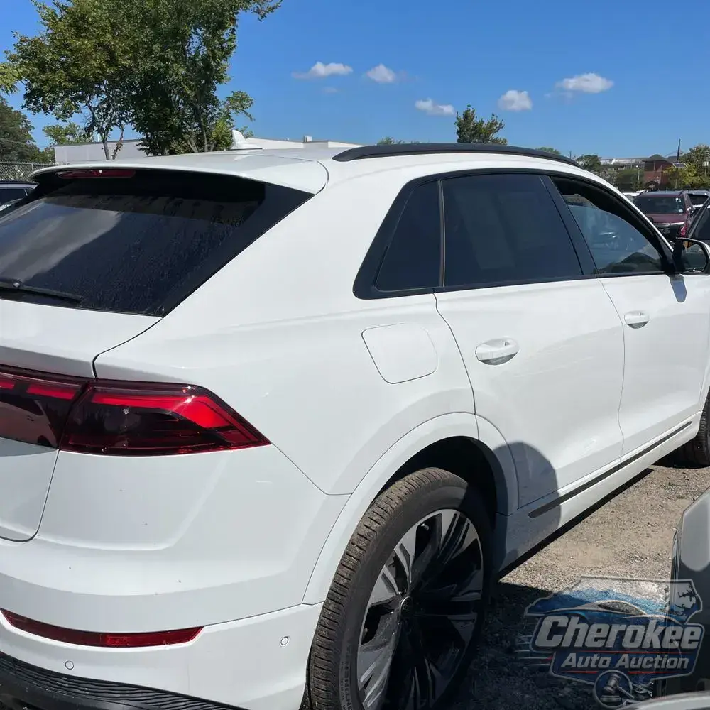 2025 Audi Q8 Premium 55