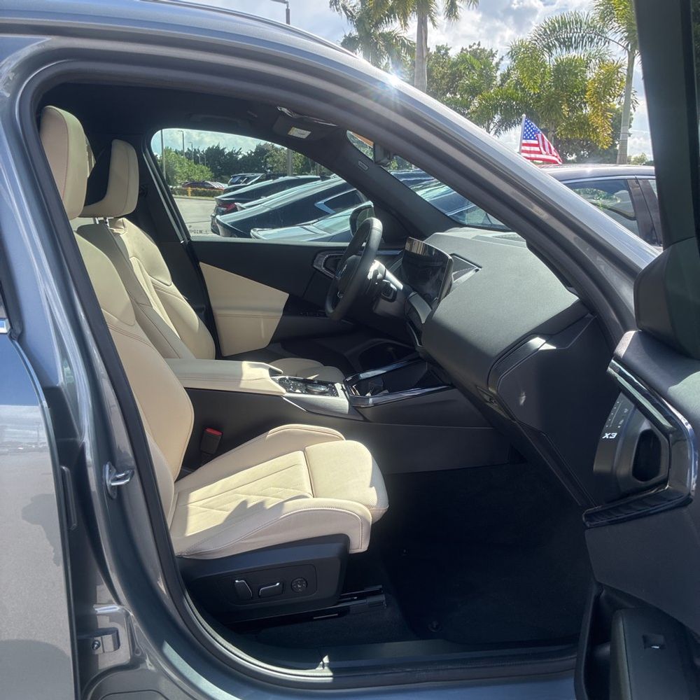2025 BMW X3 30 xDrive