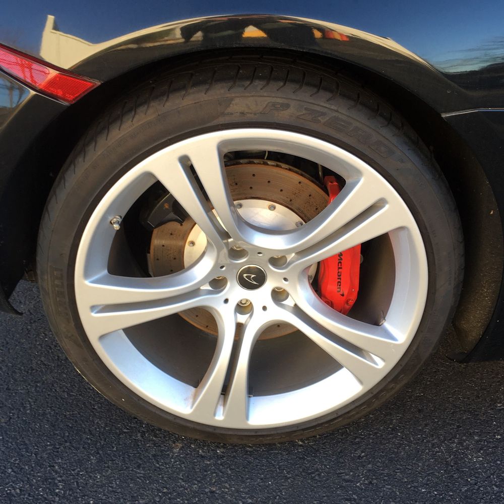 2013 McLaren MP4-12C Base