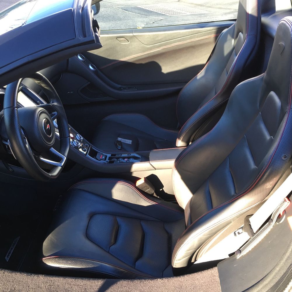2013 McLaren MP4-12C Base