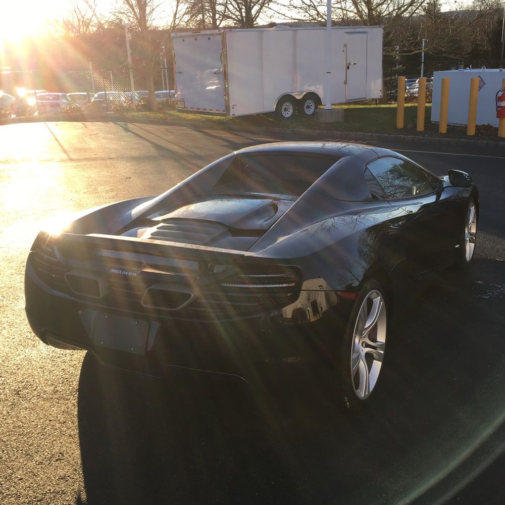 2013 McLaren MP4-12C Base