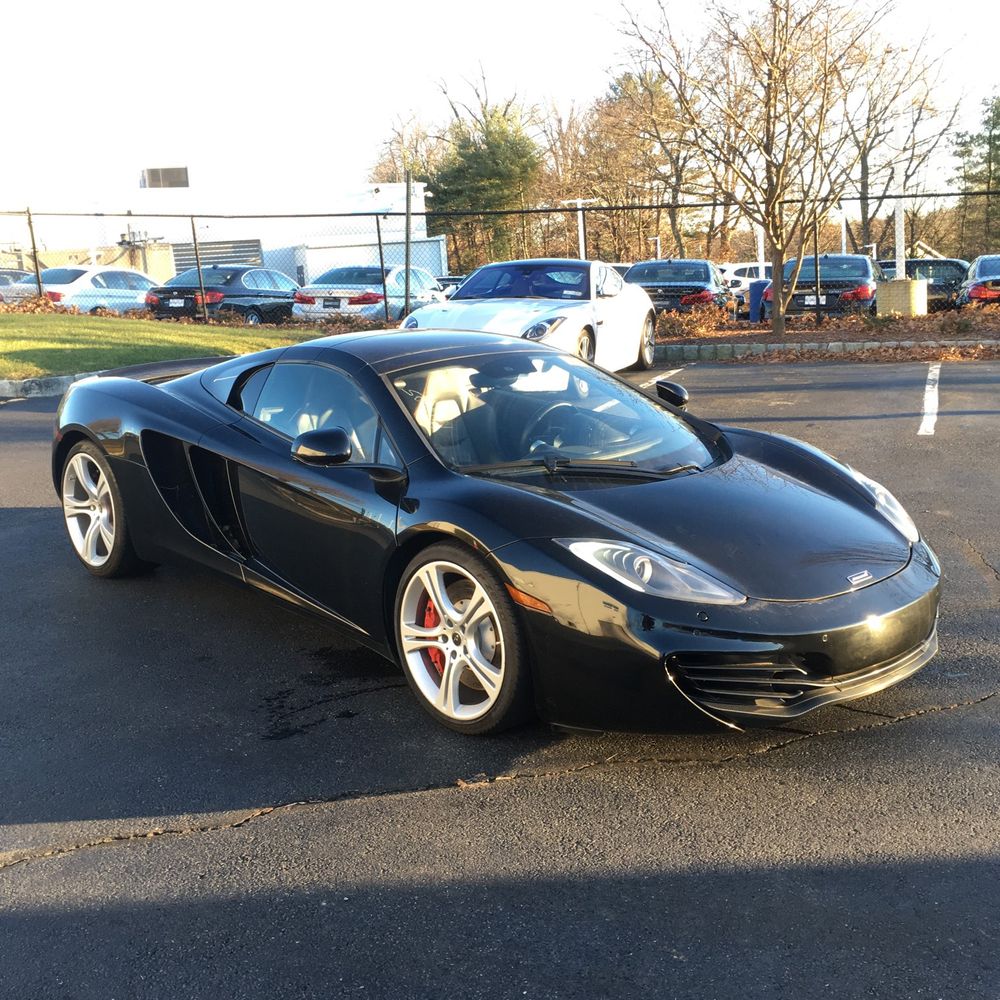 2013 McLaren MP4-12C Base