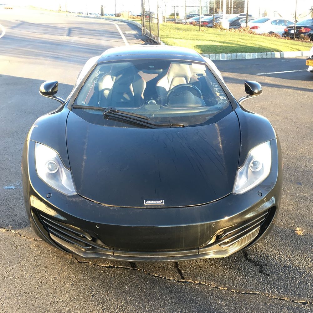 2013 McLaren MP4-12C Base