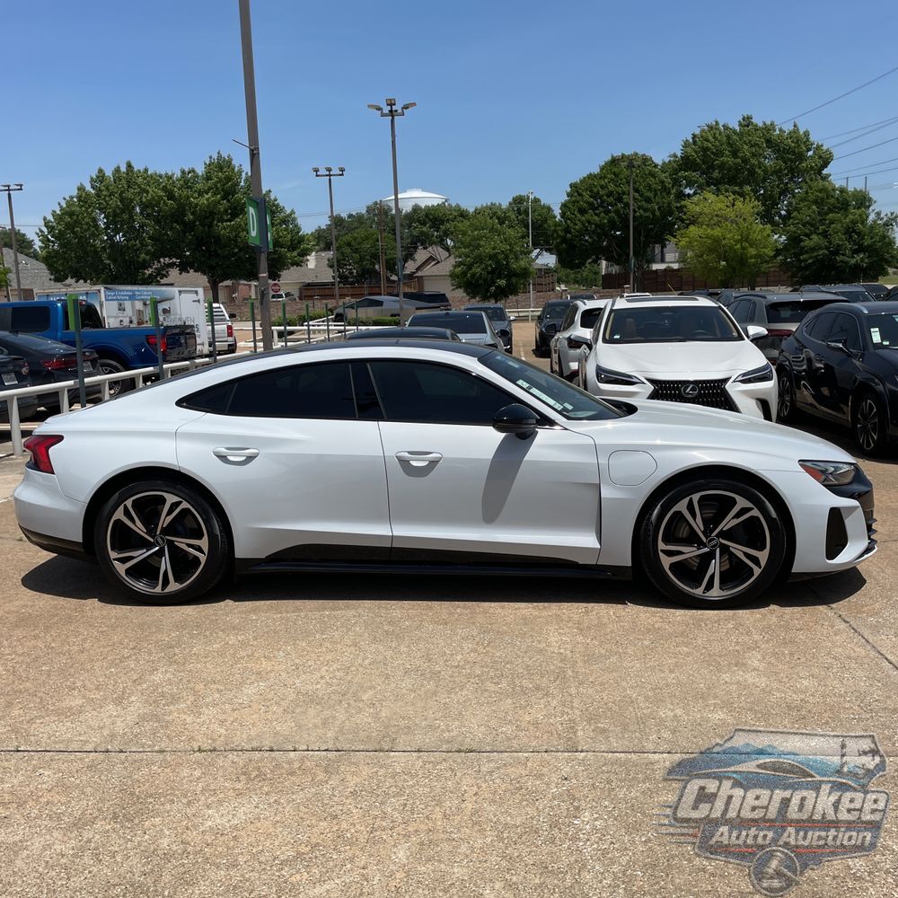 2022 Audi e-tron GT Premium Plus