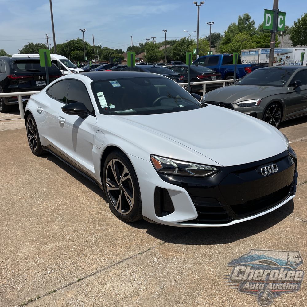 2022 Audi e-tron GT Premium Plus