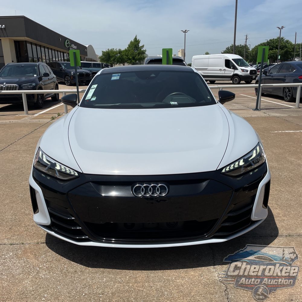 2022 Audi e-tron GT Premium Plus