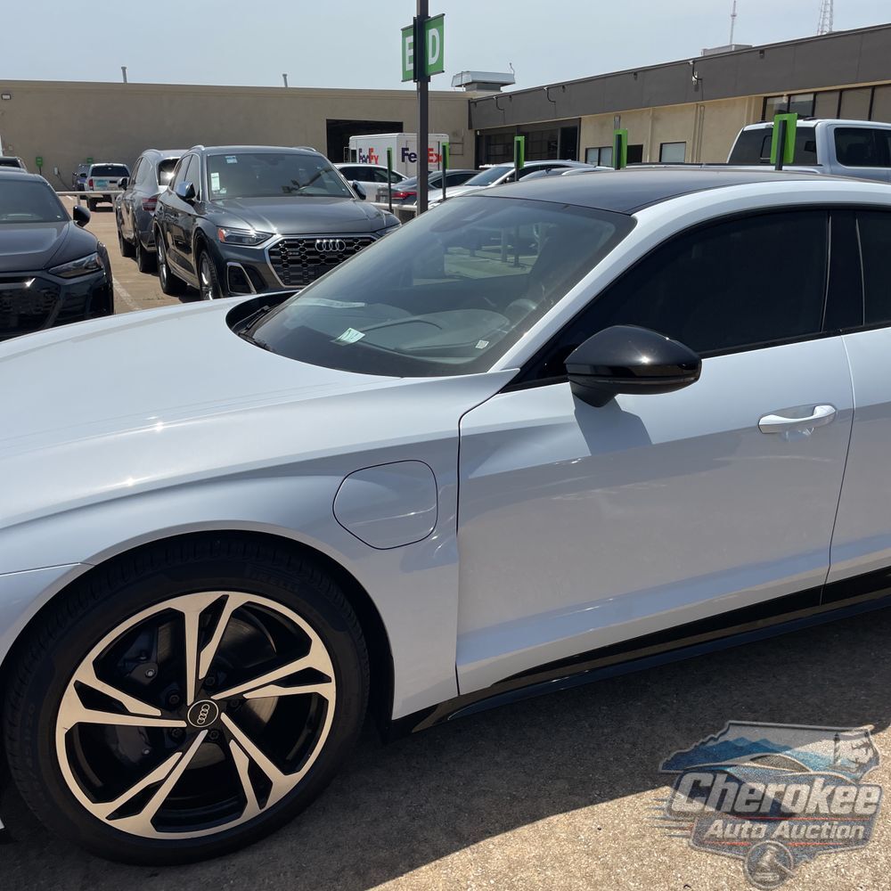 2022 Audi e-tron GT Premium Plus