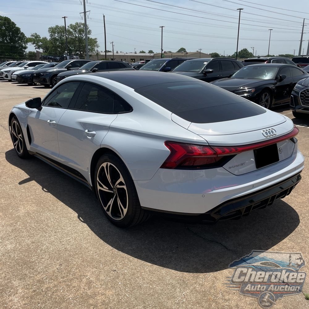 2022 Audi e-tron GT Premium Plus