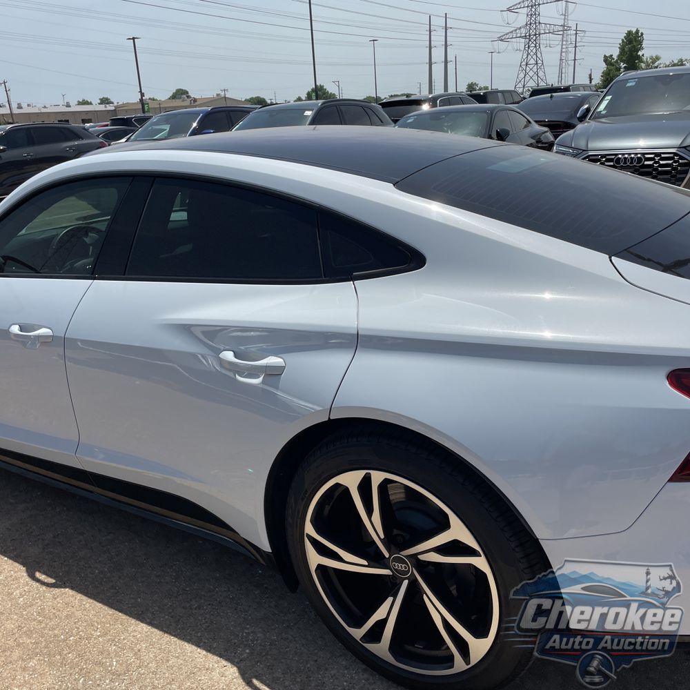 2022 Audi e-tron GT Premium Plus