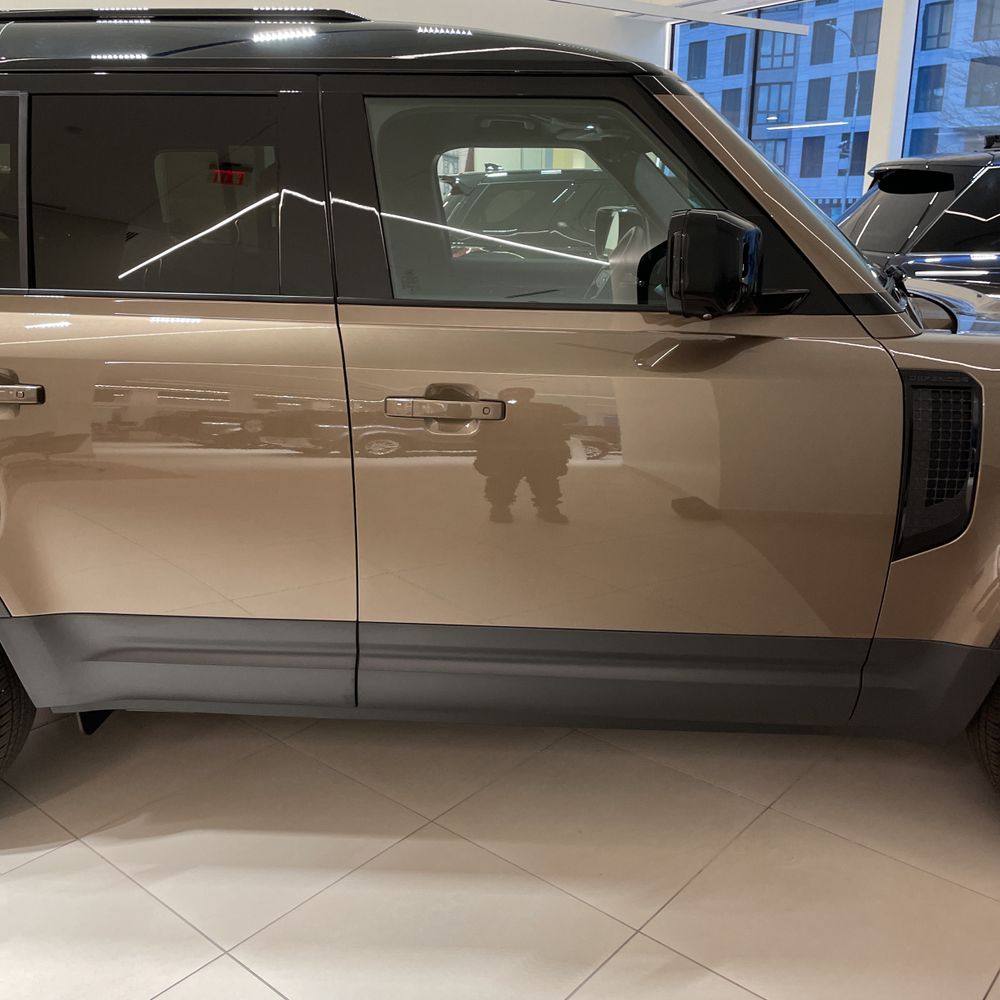 2024 Land Rover Defender 110 P400 S